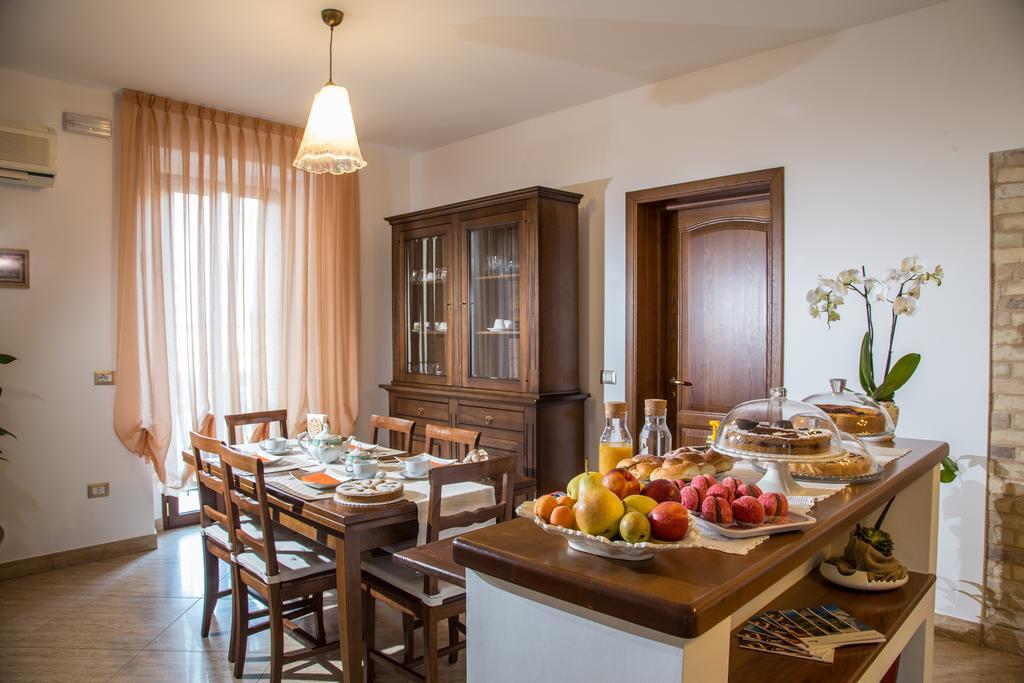 B&B Casa Cavour San Benedetto del Tronto Exterior photo